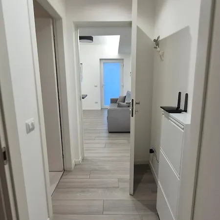 Bergamo F21 Apartment *