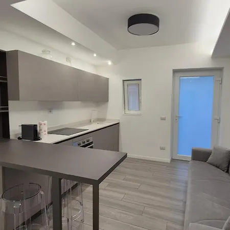 Bergamo F21 Apartment